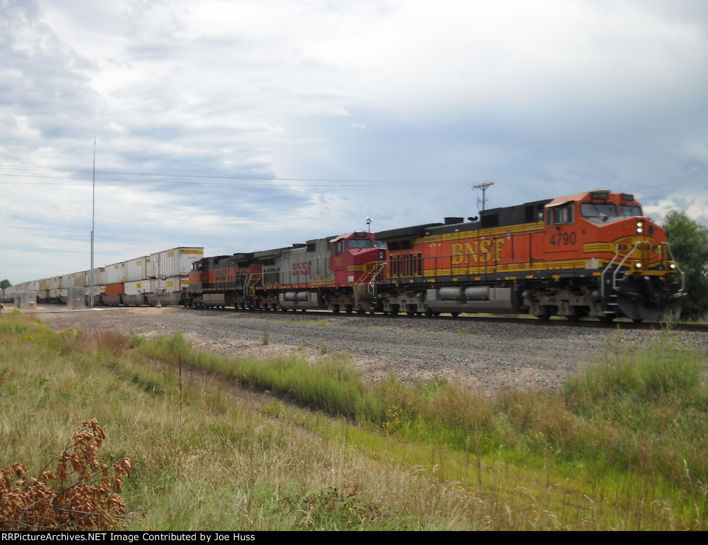 BNSF 4790 West